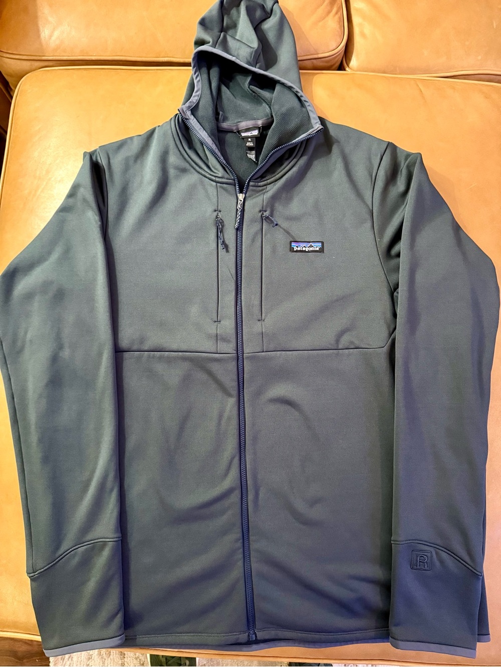 Patagonia Men’s R1® Thermal Full-Zip Hoody- XL Smolder Blue color.